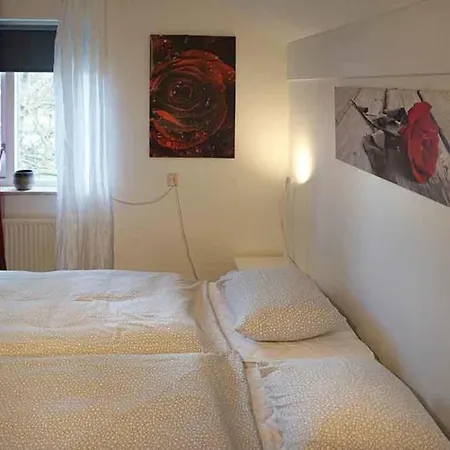 4season-oase 朱丽安娜多普